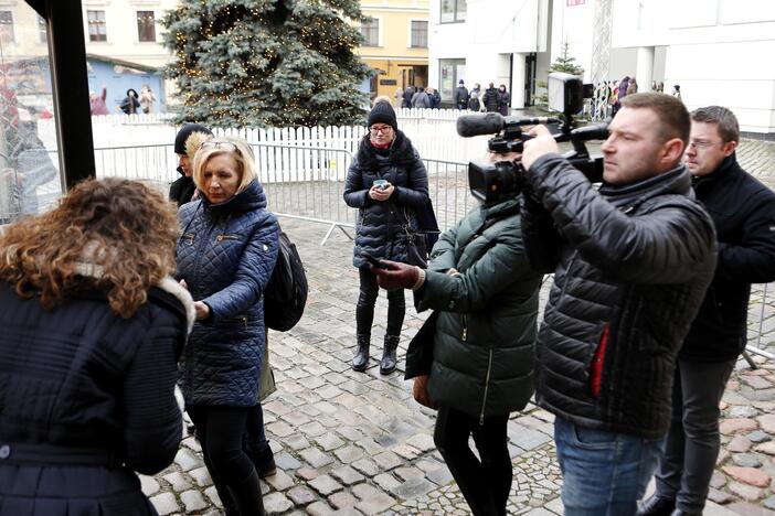 Parodos apie stebuklo laukusia Jeruzale atidarymas