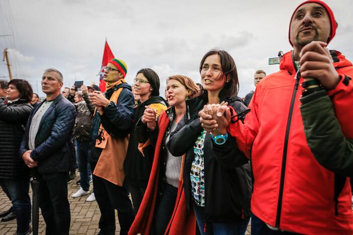 "Tautiška giesmė aplink pasaulį. 10 metų"