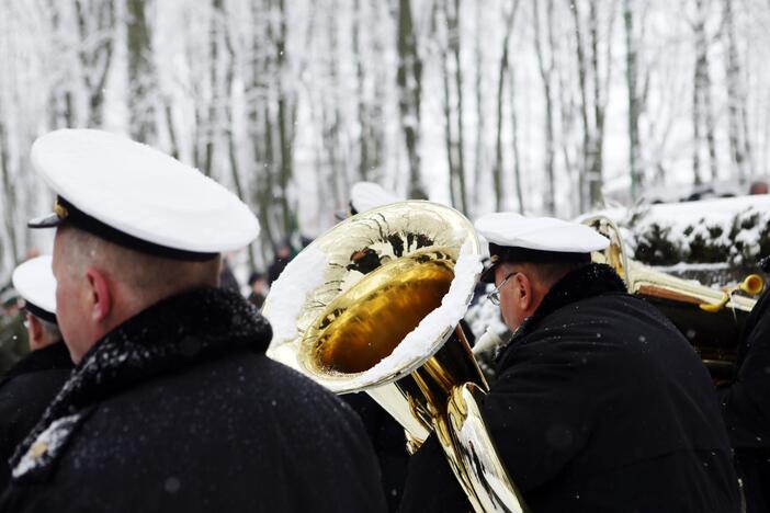 Žuvusiųjų pagerbimo ceremoniją prie paminklo 1923 m. sukilimo dalyviams