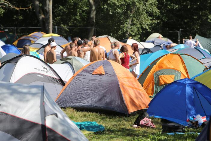 Į Karklę plūsta festivalio dalyviai