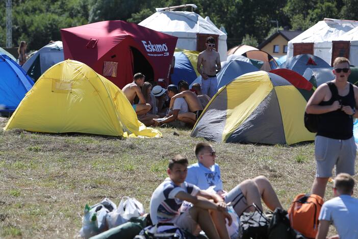 Į Karklę plūsta festivalio dalyviai