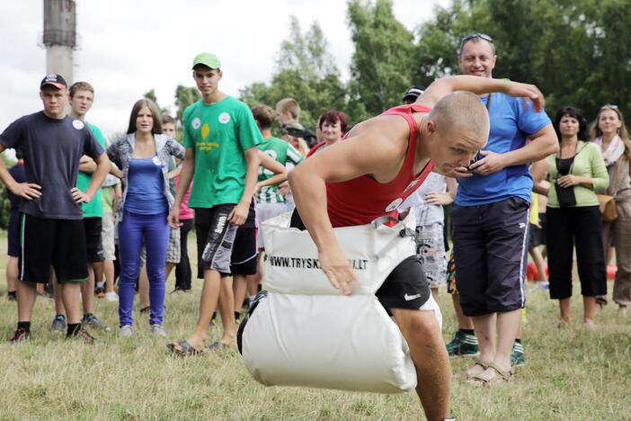 Vaikų stovykla dragūnuose