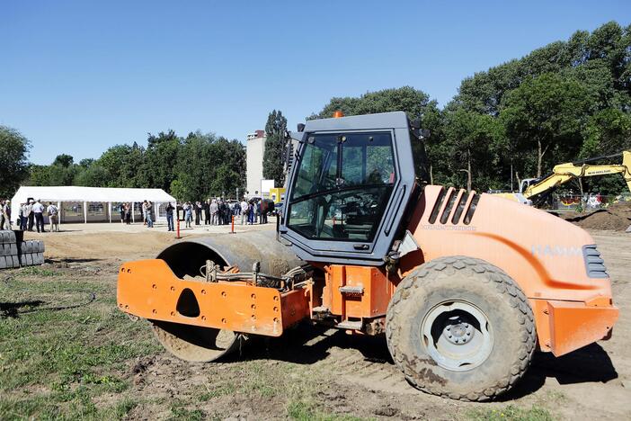 Policijos komisariato kapsulės įbetonavimas 