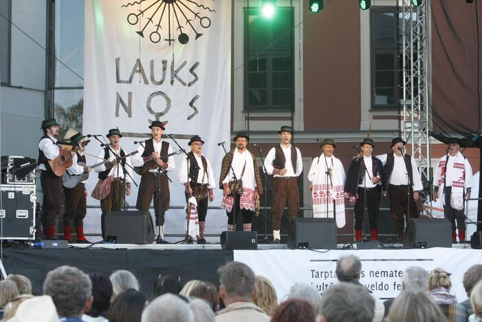 Uostamiestyje prasidėjo festivalis „Lauksnos“