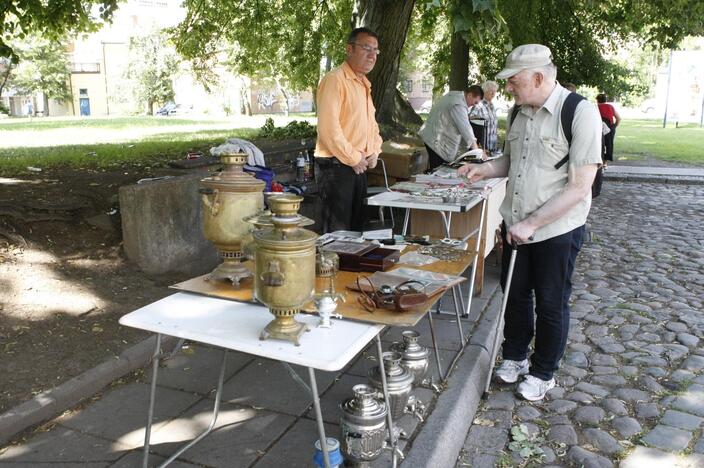 Blusų turgus Klaipėdoje