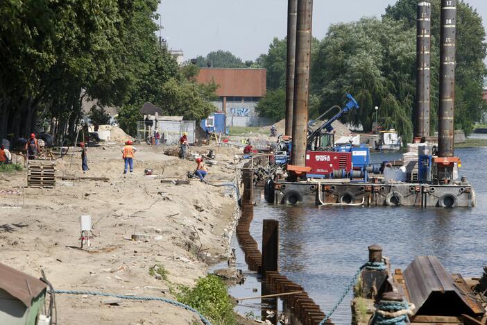 Dangės skveras: prašoma pratęsti darbų terminą