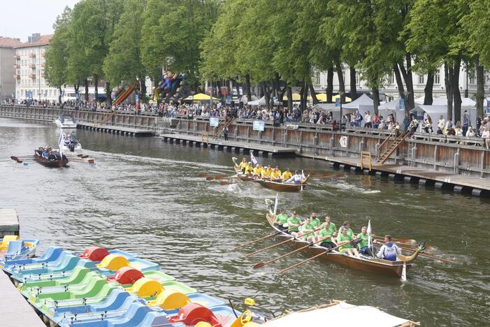 Laivų parade - pramogų vajus