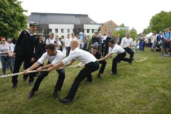 Laivų parade - pramogų vajus