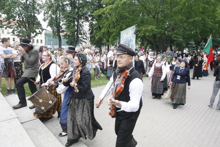 Tarptautinis folkloro festivalis "Parbėg laivelis 2016"