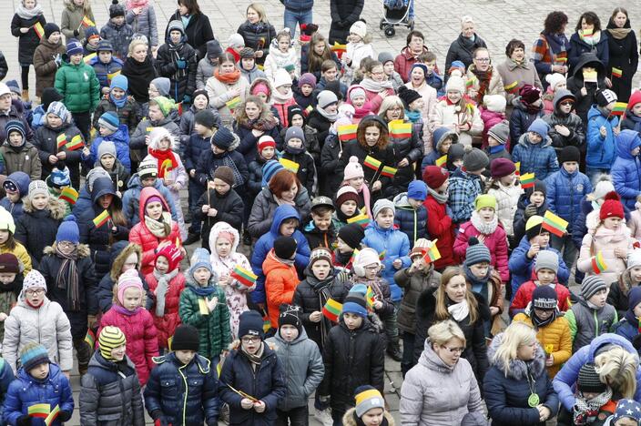 Mažieji patriotai jau atšventė Nepriklausomybės dieną