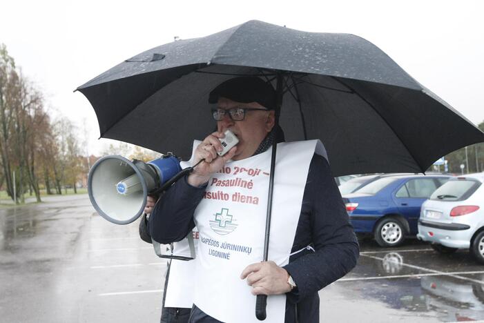 Jūrininkų ligoninės medikai leidosi į žygį prieš insultą