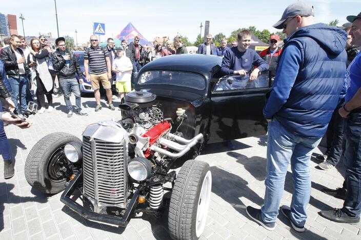 Automobilių paroda Klaipėdoje