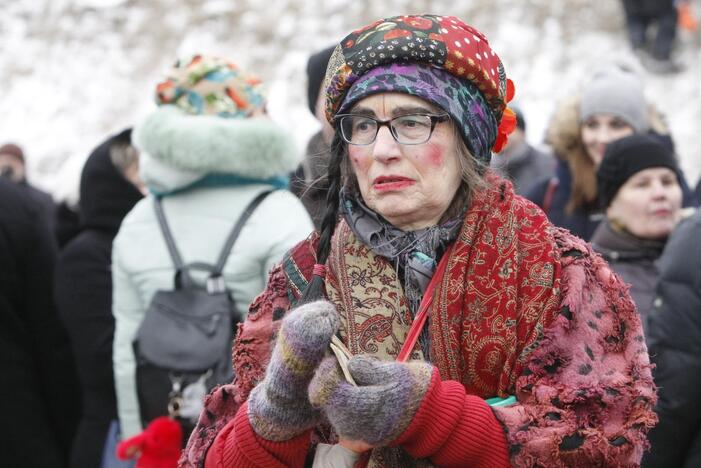 Klaipėdiečiai nenusižengė tradicijoms: per Užgavėnes išdykavo ir sudegino Morę