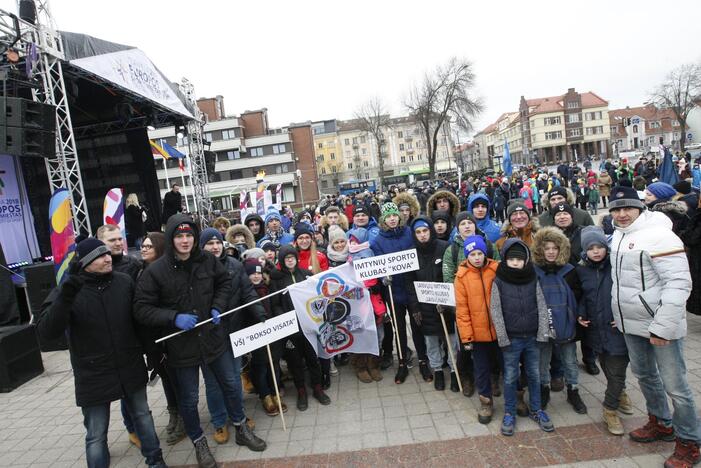 Klaipėdoje suplevėsavo Europos sporto vėliava