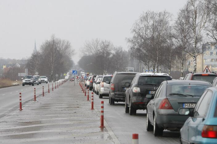 Automobilių eilės į Palangą