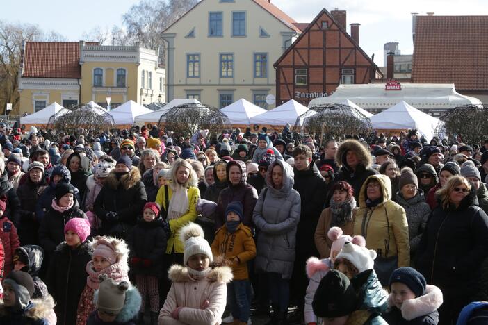 Užgavėnės uostamiestyje - klaipėdiečiai kvietė pavasarį