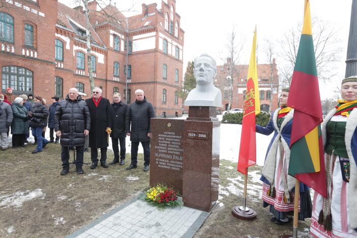  Alfonsui Žaliui biusto atidengimo ceremonija