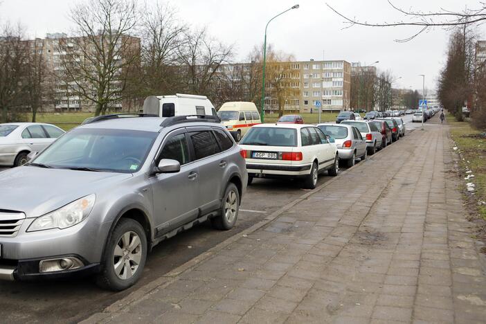 Automobilių statymas gatvėse