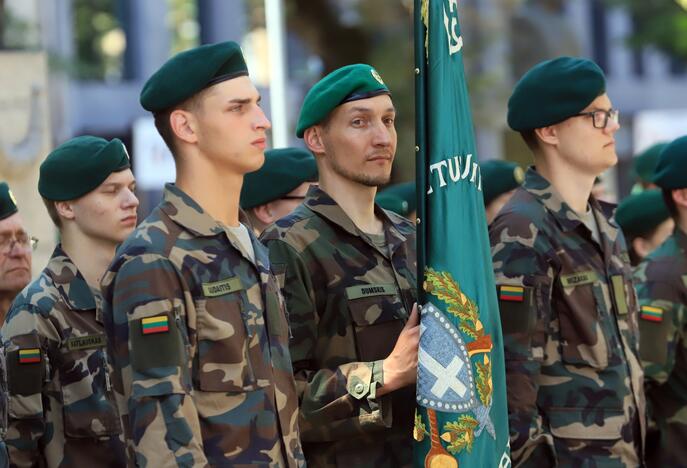 LŠS vadų keitimosi ceremonija