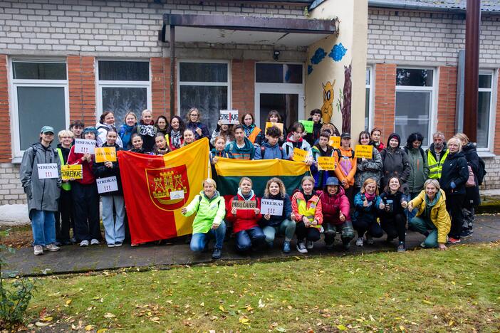 Mokytojų protesto eisena pėsčiomis iš Klaipėdos į Vilnių