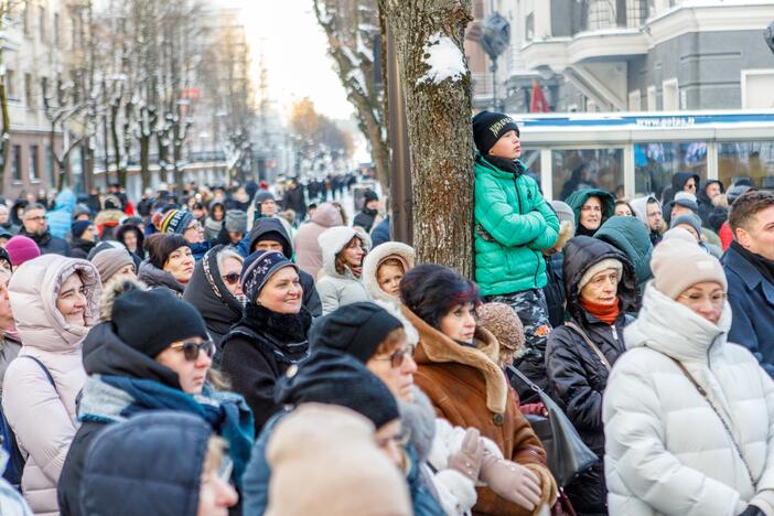 Skulptūros „ė“ raidei atidengimo renginys Studentų skvere