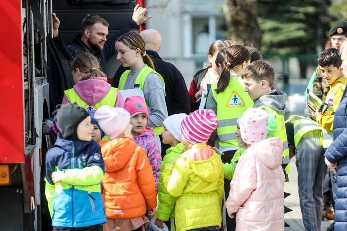 Pilietinio atsparumo diena Generolo Povilo Plechavičiaus kadetų licėjuje