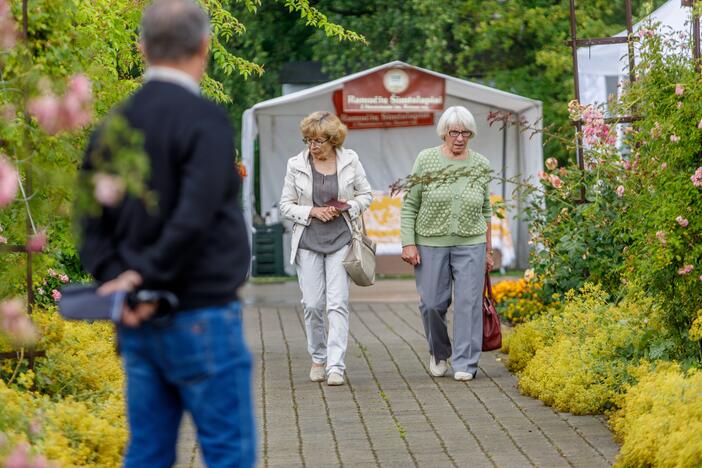 „Kvapų naktis“ VDU Botanikos sode