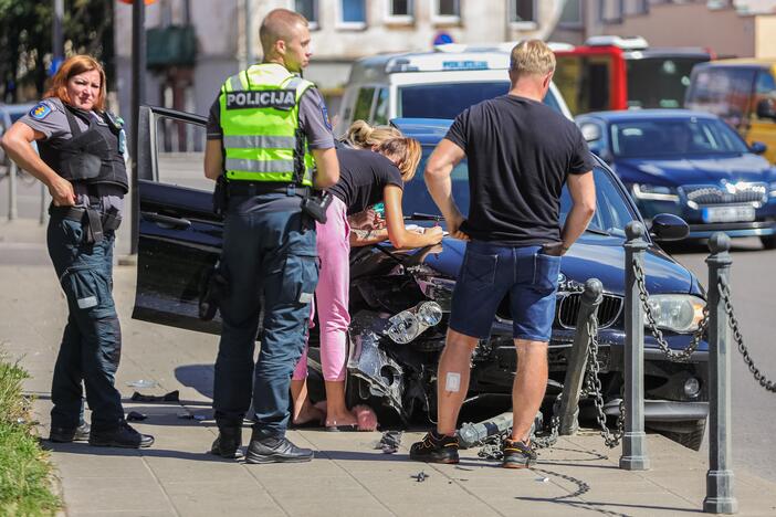 Sunkvežimio ir BMW avarija Birštono g.