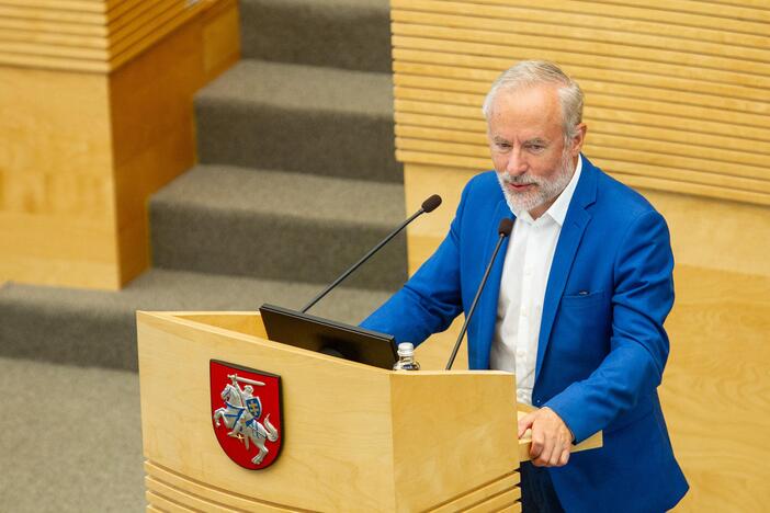 Seimas susirinko į neeilinę sesiją