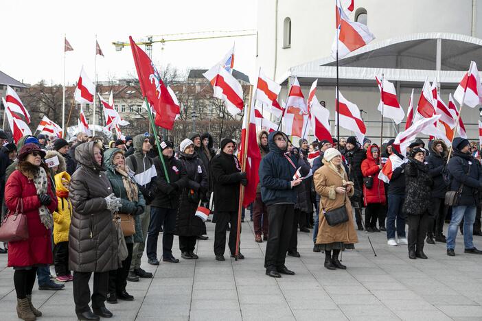 Iškilmingos sukilimo vadų laidotuvės