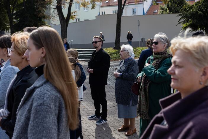 K. Sirvydo skvere atidengta A. Mickevičiaus skulptūra