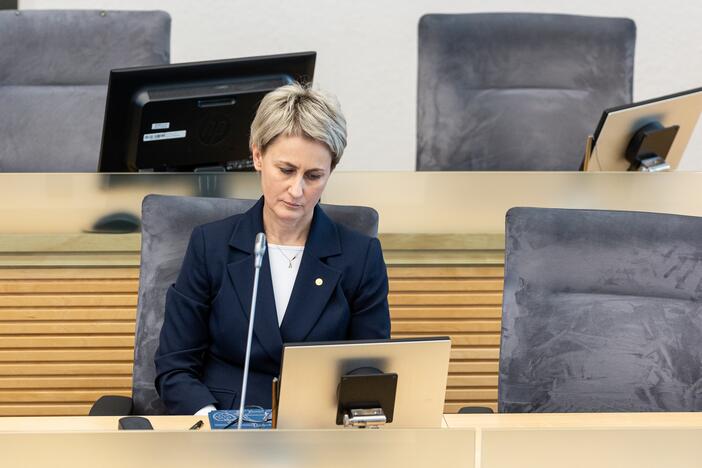 Seimas susirinko į neeilinę sesiją