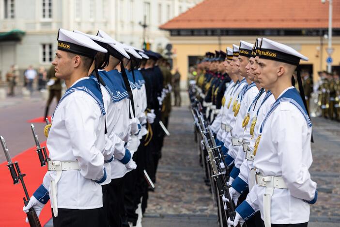 Lietuvoje vieši Portugalijos kariuomenės vadas