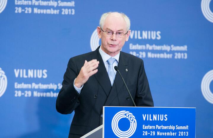  Hermanas Van Rompuy