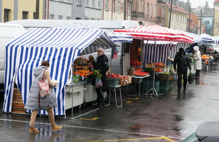 Permainos: pamažu didėja pirkėjų srautai, tikimasi, kad ateityje turgus taps traukos objektu.