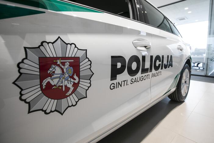 Naujų policijos automobilių pristatymas