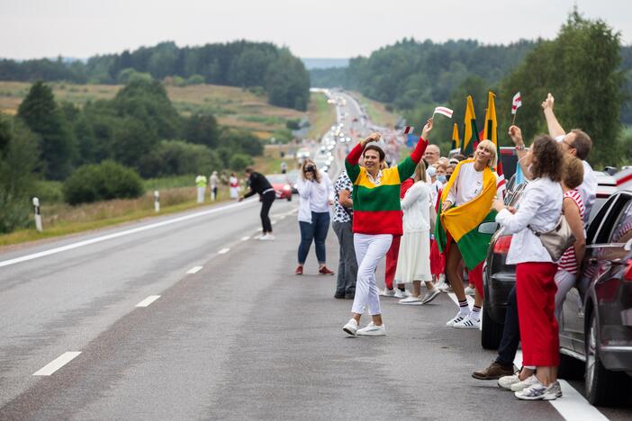 „Laisvės kelio“ dalyviai susirinko nuo Katedros aikštės iki Medininkų memorialo