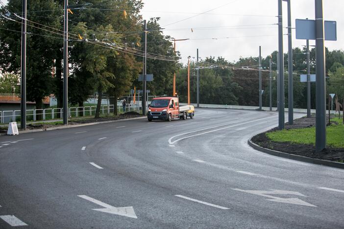 Atnaujintas eismas Pilies žiedu