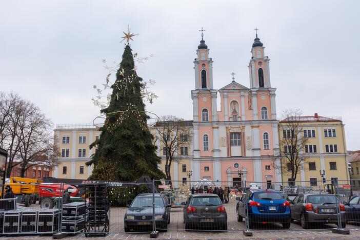 Pristatyta Kauno kalėdinė eglė