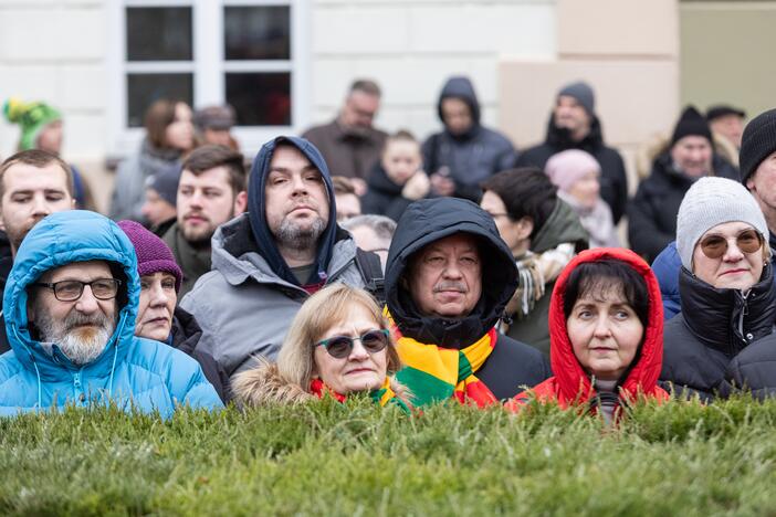 Trijų Baltijos valstybių vėliavų pakėlimas Daukanto aikštėje