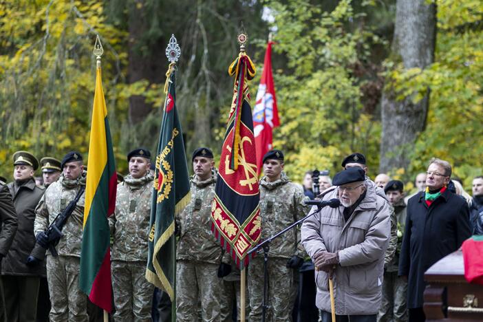 Pulkininko J. Vitkaus-Kazimieraičio laidotuvių ceremonija