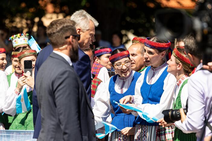 Dainų šventės vėliavos pakėlimo ceremonija Vilniuje