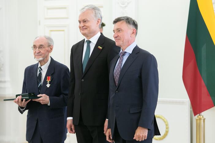 Valstybės apdovanojimų įteikimo ceremonija Lietuvos Prezidento rūmuose