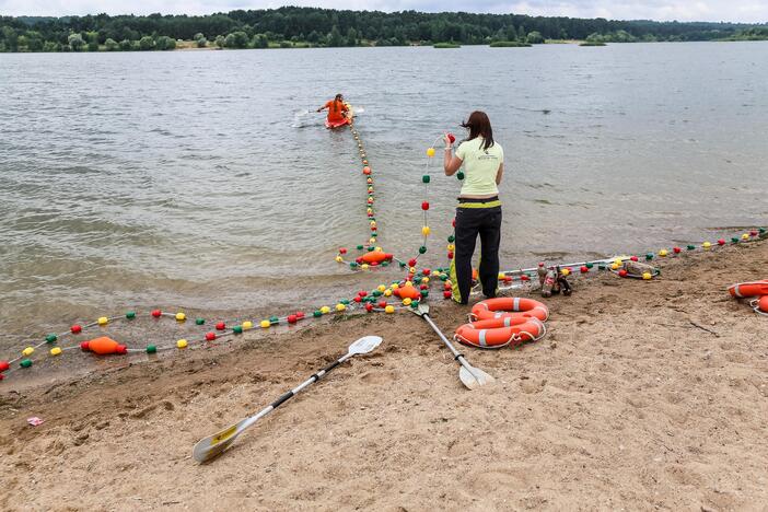 Jubiliejiniame plaukimo maratone Platelių ežere triumfavo kauniečiai