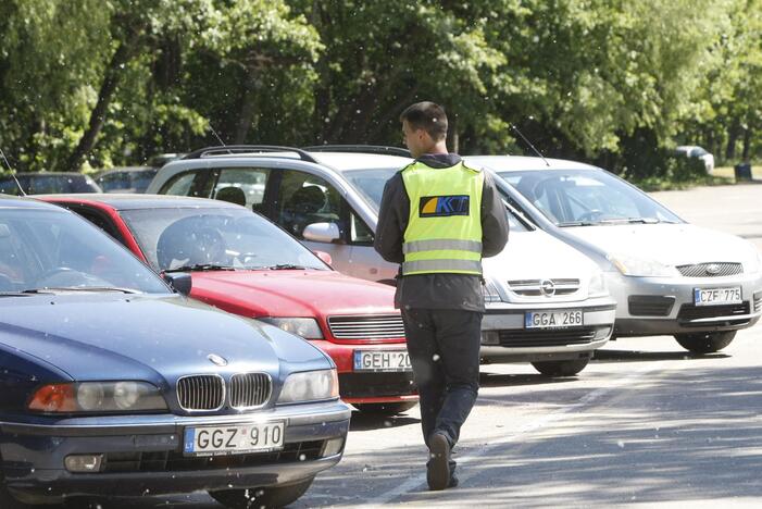 Vertinimas: žaliojoje zonoje už automobilių stovėjimą mokama pavyzdingiausiai.