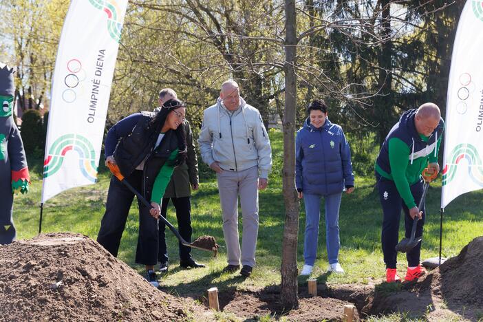 Kaune – „Olimpinei dienai 2022“ skirta spaudos konferencija