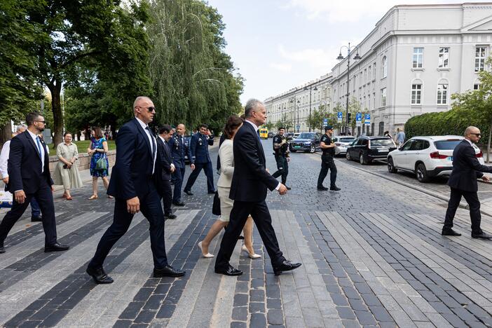 Lietuvos ginkluotųjų pajėgų vėliavų, būrių ir vadų rikiuotė