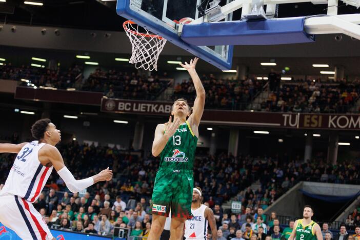 Pasaulio krepšinio čempionato atranka: Lietuva – Prancūzija 65:90