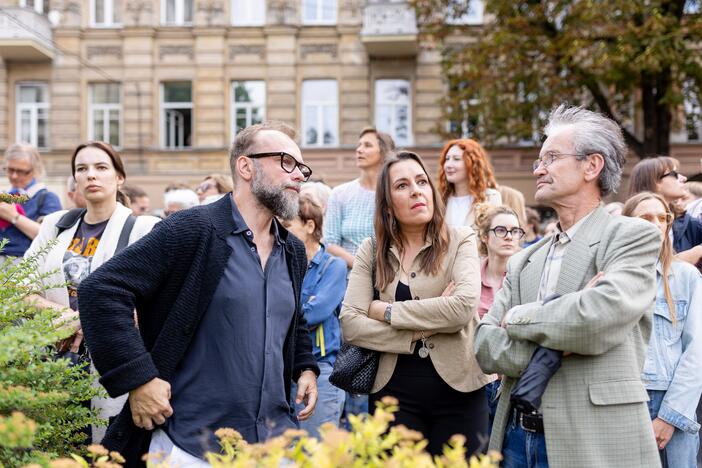 Protestas del medžių J. Basanavičiaus gatvėje