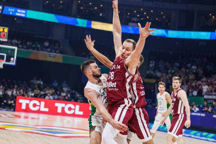 Pasaulio krepšinio čempionatas Filipinuose: Lietuva – Latvija 63:98